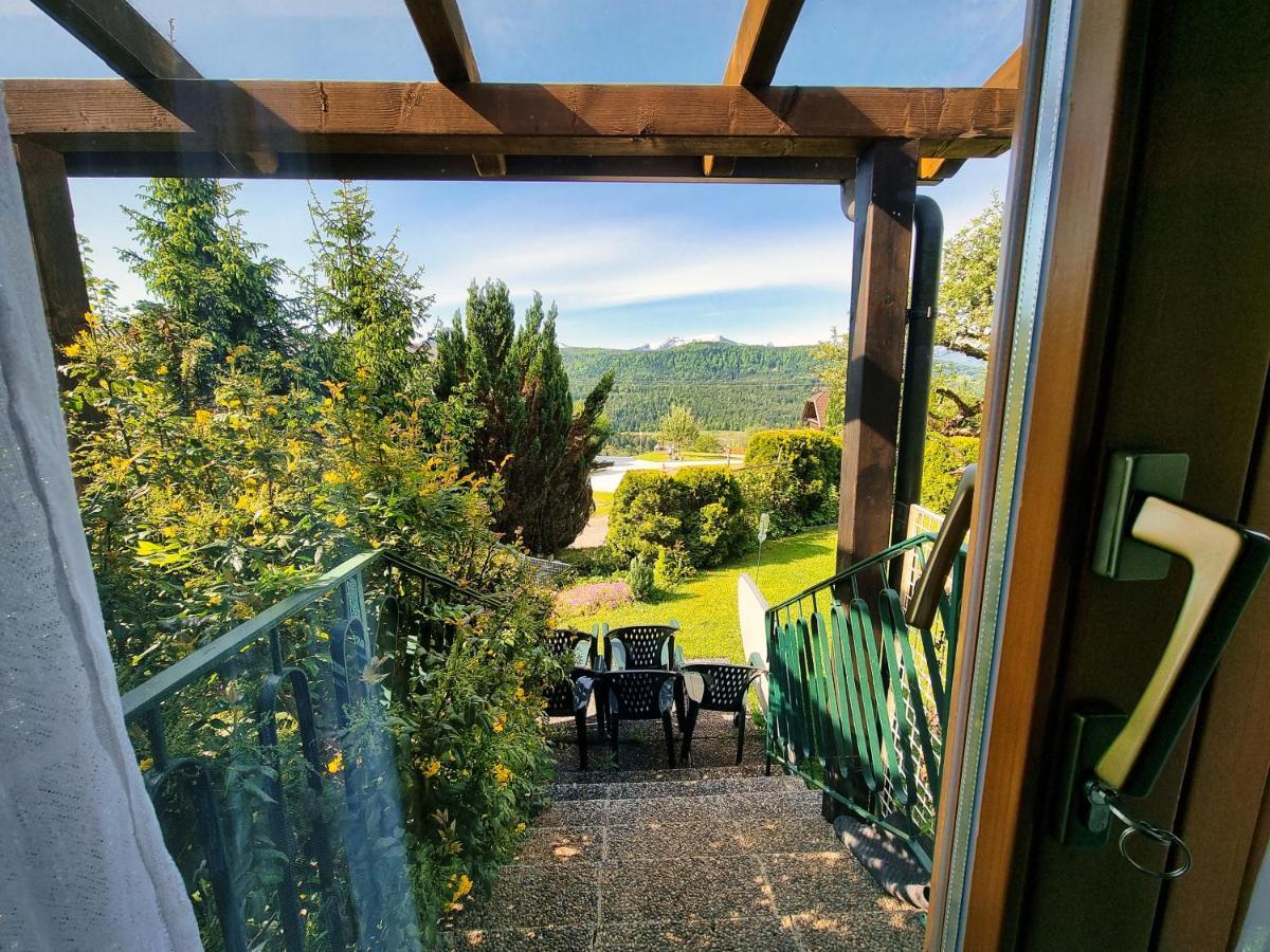 Gaestehaus Auf Der Hoehe Keutschach am See Buitenkant foto